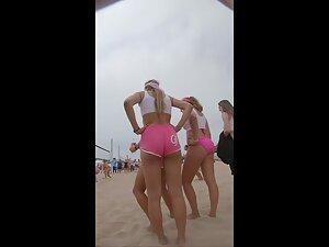 Voyeur checks out a sexy beach volleyball team Picture 2