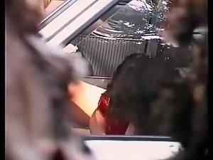 Blowjob and sex in a car spied by a voyeur Picture 2