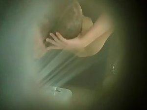 Ceiling enables an aerial naked view