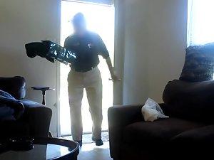 Pizza delivery man rubs lotion on naked woman Picture 1