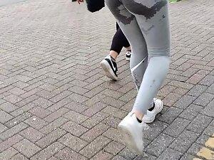 Wet ass in tight grey leggings Picture 1