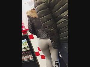 Waiting in line behind a thick round ass Picture 5