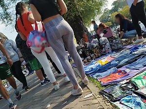 Amazing ass spotted on the flea market Picture 1
