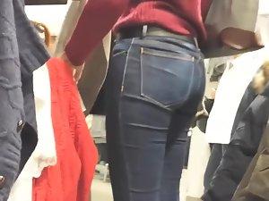 Adorable asses in tight jeans pants Picture 6
