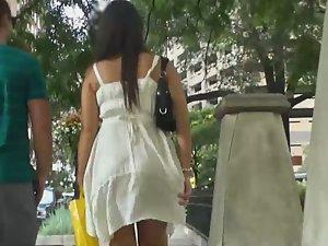 Skirt incident on the street Picture 8