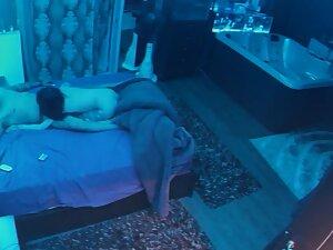 Spying on couple that rented the apartment to have sex Picture 3