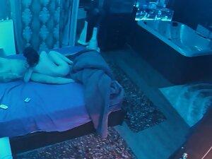 Spying on couple that rented the apartment to have sex Picture 4
