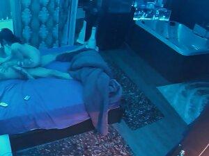 Spying on couple that rented the apartment to have sex Picture 5