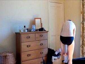 Hot milf spied while getting dressed Picture 3