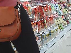 Sexy blonde in torn tights Picture 6