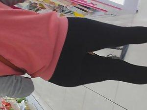 Sexy blonde in torn tights Picture 8