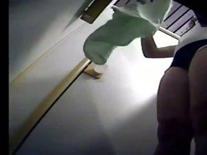 Woman wipes her pussy and dresses Picture 8