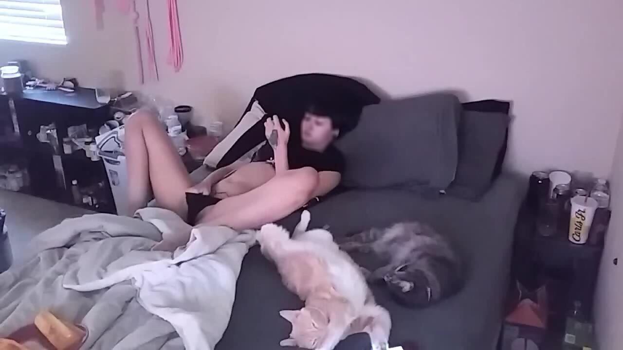 Horny alternative girl caught masturbating next to her cats