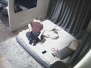 Spying on foreplay with no sex for sex bomb wife Picture 3