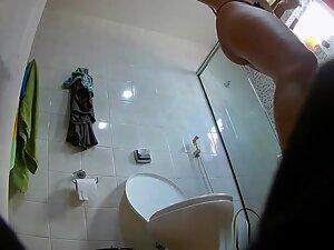 Spying on hot cousin putting a bikini on in bathroom Picture 6