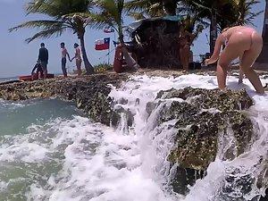 Big wet ass bends over while she climbs out of water Picture 2