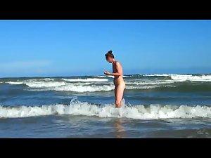 Hot body of an older woman in the water Picture 2