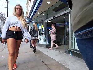 Two friends with thick asses and lots of makeup Picture 1