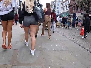 Two friends with thick asses and lots of makeup Picture 7