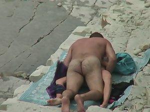 Husband comes and fucks wife on beach Picture 7