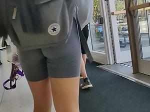 Overly tight shorts show off her meaty butt cheeks Picture 4