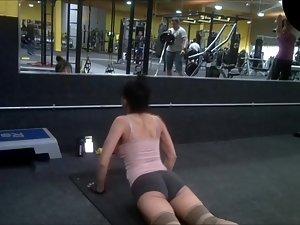 Spicy asian girl does a hard workout Picture 8