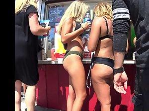 Bubble butts next to a hot dog stand on beach Picture 8