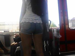 Chatty teens spied during tram ride Picture 2