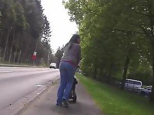 Following an arousing milf on the street Picture 5