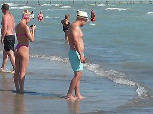 Attention whore with perfect beach body Picture 2