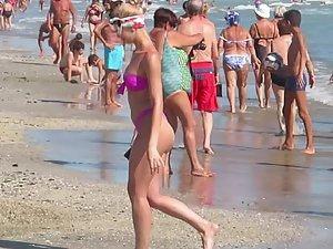 Attention whore with perfect beach body Picture 4