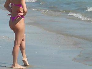 Attention whore with perfect beach body Picture 7