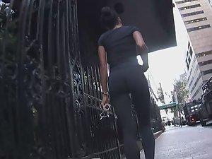 Following an ebony girl in tights Picture 2