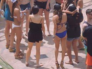 Insane amount of hot girls on beach party Picture 8