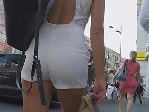 Taking risks and following amazing girl Picture 6