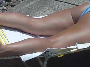 Sexy neighbor woman spied while she tans Picture 7