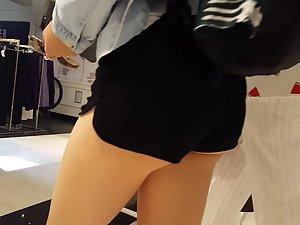 Asian girl in very hot booty shorts Picture 5