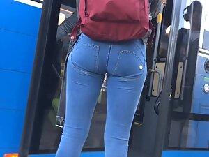 Secret admirer of a hot girl in blue jeans