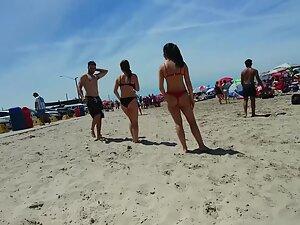 Checking out hot ass during friendly beach volleyball fun Picture 2