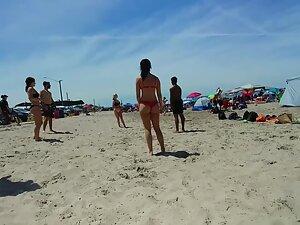 Checking out hot ass during friendly beach volleyball fun Picture 6
