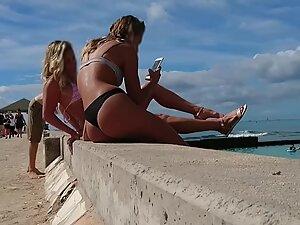 Hot girls snapping sexy pictures by the beach Picture 5