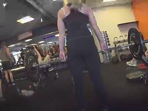 Big ass bent over for deadlift exercise Picture 4