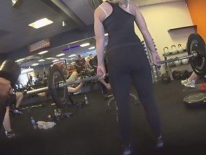 Big ass bent over for deadlift exercise Picture 6