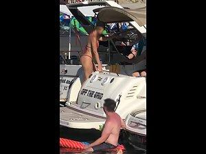 Wild girl twerking her hot ass on a boat party Picture 3
