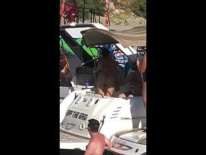 Wild girl twerking her hot ass on a boat party Picture 4