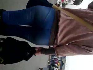 Perfect ass of a girl in jeans and boots Picture 6