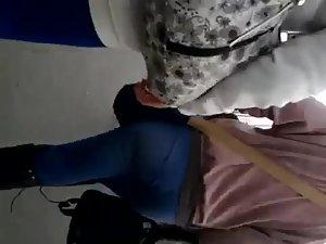 Perfect ass of a girl in jeans and boots Picture 8