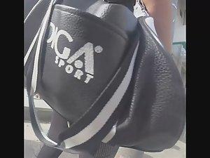 Fit babe on her way to the gym Picture 3