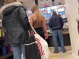 Bombshell blonde walks by the voyeur Picture 7