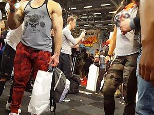 Sexy camouflage tights on hot fit girl Picture 8